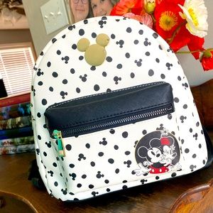 Bioworld • Disney • ❤️ Mickey & Minnie •Mini Backpack • NWT